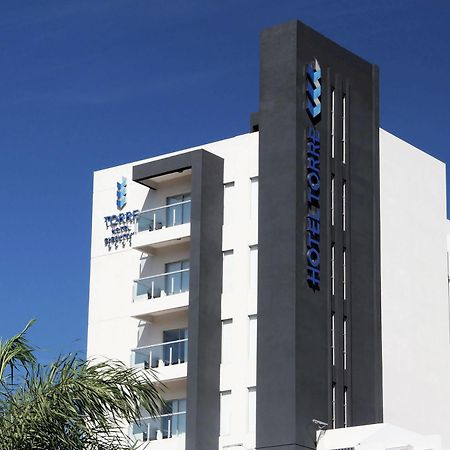 Torre Hotel Ejecutivo Санта-Крус-де-ла-Сьерра Экстерьер фото